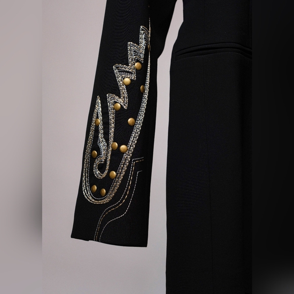 Western Embroidered Tunic Blazer - Picture 5 of 7